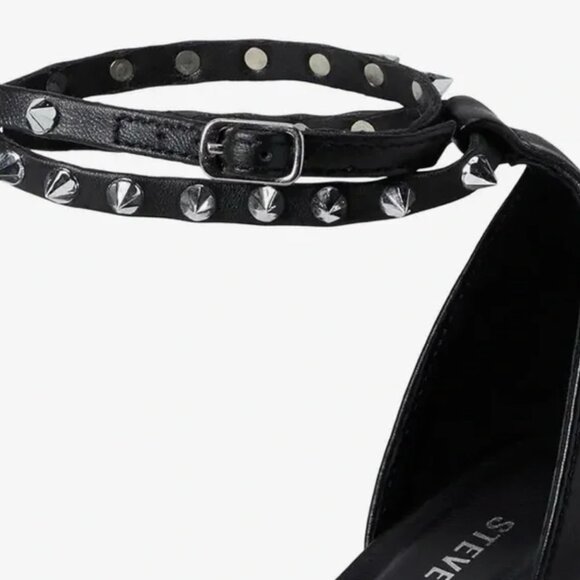 Steve Madden Women's "Lupton" Black Mesh Pointed-Toe Studded Pumps Size: 9 - Picture 5 of 7
